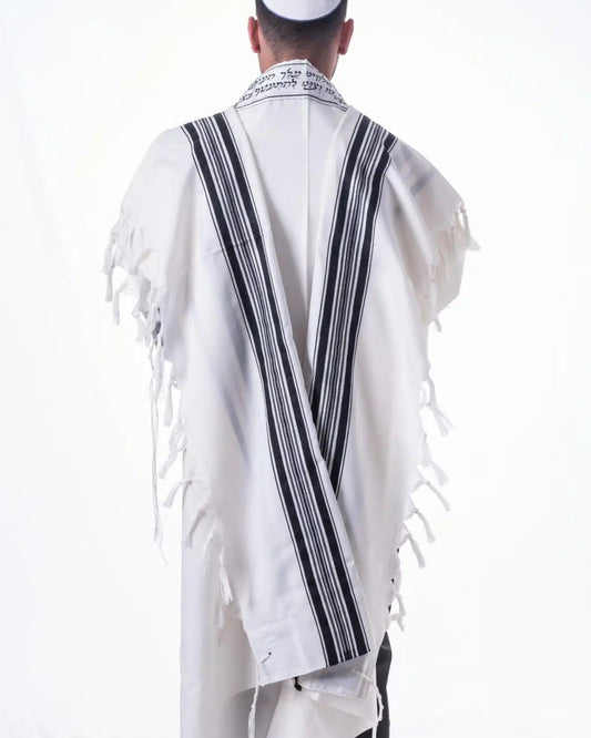 טלית צמר א.א שחור-כסף